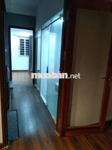 Cho thuê nhà Đào Tấn 42m² x 4 tầng, lô góc 3 mặt thoáng, giá 17 triệu