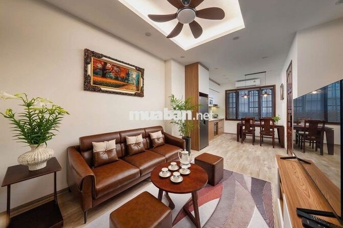 Cho thuê căn hộ Kim Mã 60m², 2PN, ban công Đông Nam, có thang máy