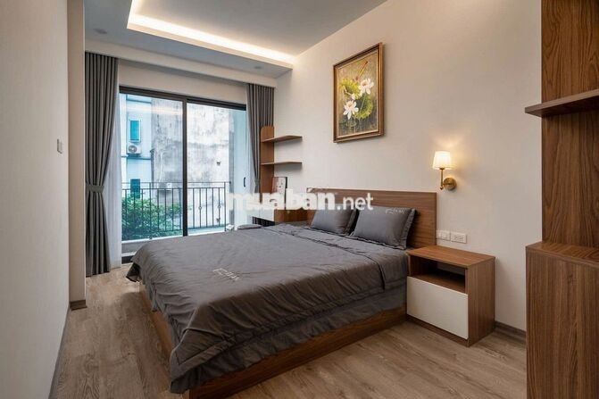 Cho thuê căn hộ Kim Mã 60m², 2PN, ban công Đông Nam, có thang máy