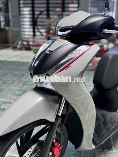 Honda SH 160 ABS Xám xi măng 4000 km Mới 99%