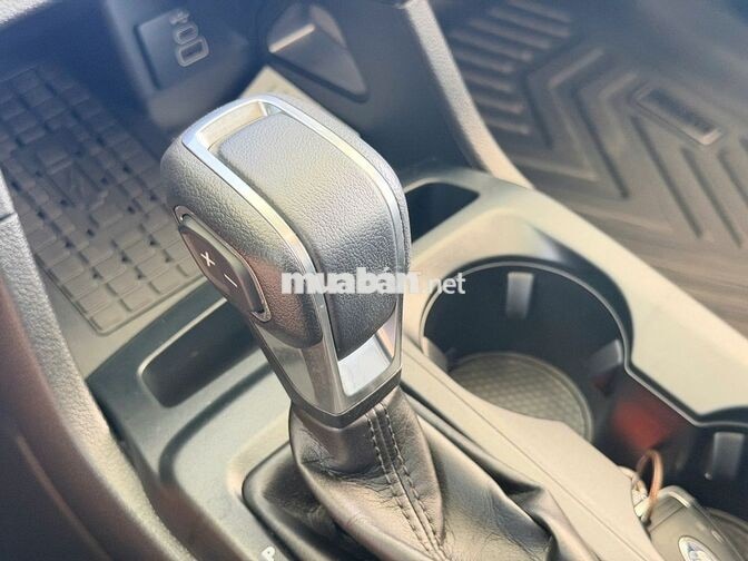 Ford Everest Sport 2023 Ghi xám 20.000km