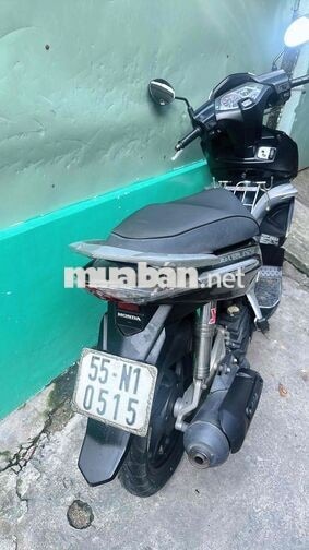 Honda Air Blade 110 Fi . 9 chủ ký giấy