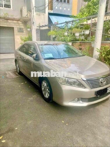 Toyota Camry 2.0E 2013 Vàng cát Tự động