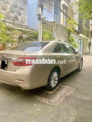 Toyota Camry 2.0E 2013 Vàng cát Tự động