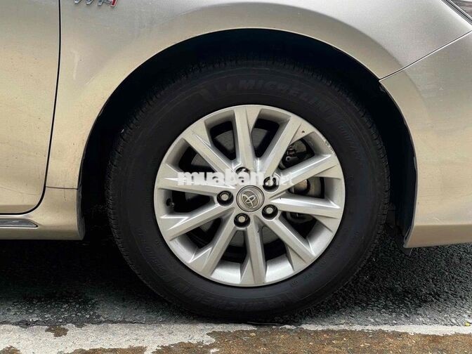 Toyota Camry E 2013 2.0L Tự động 61.000km