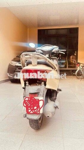 Honda Lead 2011 Vàng kem Việt Nam