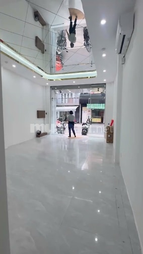 BĐS ĐÁNG ĐẦU TƯ NHẤT TÂN ĐỊNH Q1- NHÀ 4 LẦU-HĐT 60 TRIỆU/TH-18,5 TỶ TL