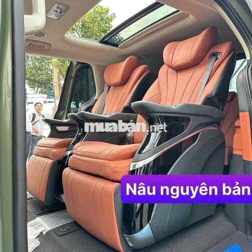 NEW CARNIVAL HEV- ƯU ĐÃI CỰC TỐT TRONG THÁNG 10