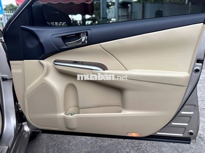 CAMRY 2.0E 2015 SIÊU LƯỚT 31,000KM - 1 CHỦ- GIÁ TL