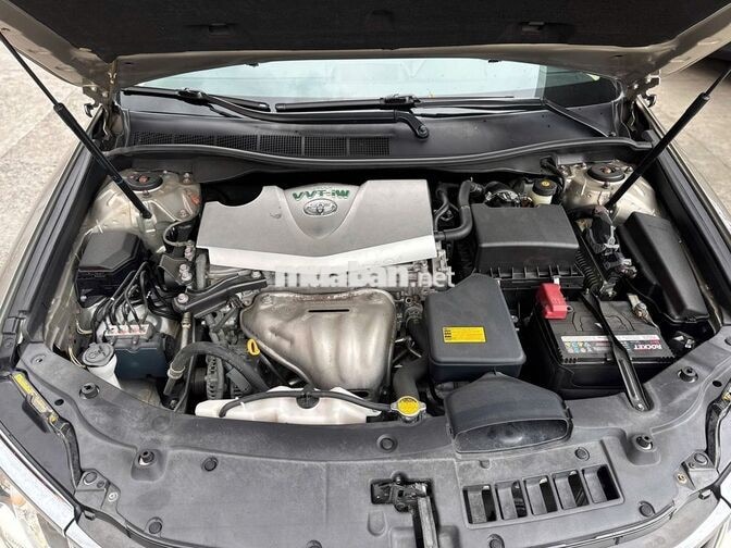 CAMRY 2.0E 2015 SIÊU LƯỚT 31,000KM - 1 CHỦ- GIÁ TL