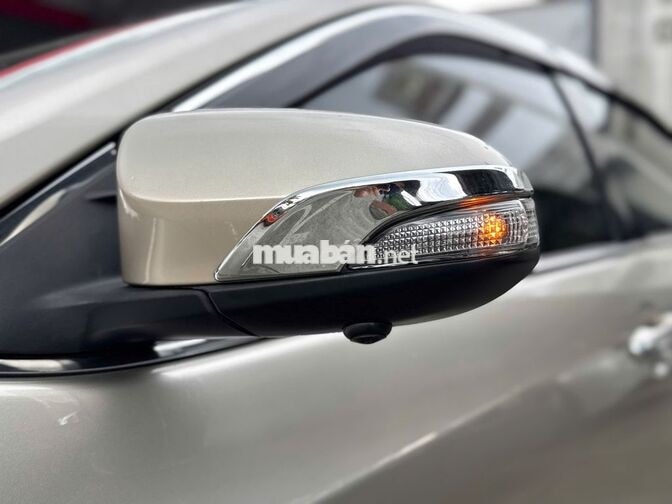 CAMRY 2.0E 2015 SIÊU LƯỚT 31,000KM - 1 CHỦ- GIÁ TL