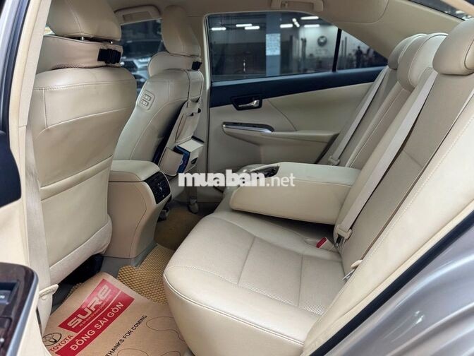 CAMRY 2.0E 2015 SIÊU LƯỚT 31,000KM - 1 CHỦ- GIÁ TL