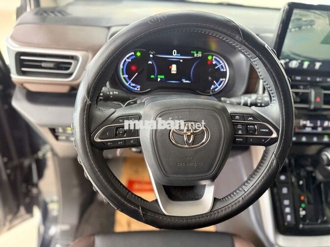 INNOVA CROSS HYBRID 2024 - XUẤT VAT - GIÁ TL