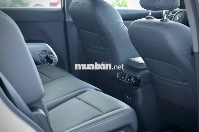 VinFast MPV7 TRẮNG - 105 TRIỆU NHẬN XE
