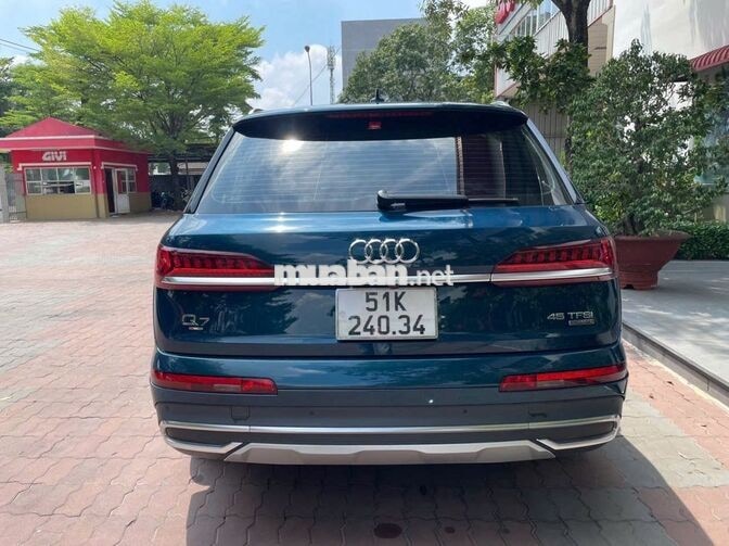 Audi Q7 Xanh 7 chỗ
