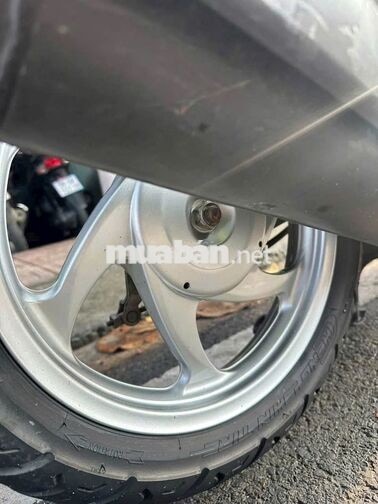 Cần bán xe click