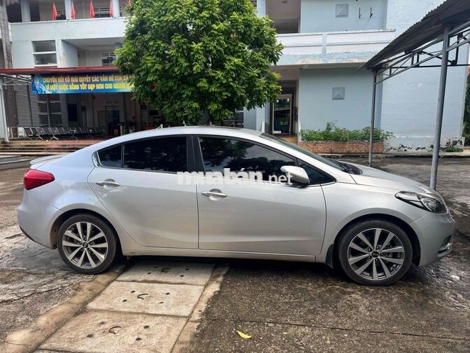 Kia K3 1.6 AT 2015 Bạc 9000 km