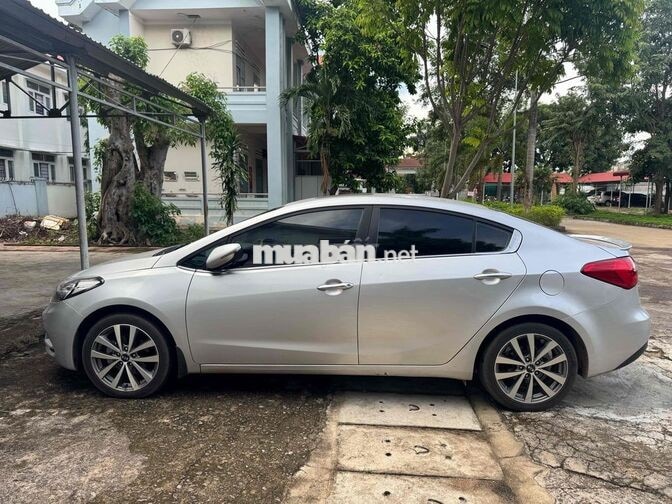 Kia K3 1.6 AT 2015 Bạc 9000 km