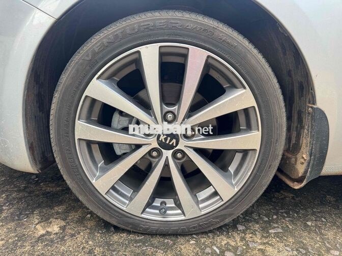 Kia K3 1.6 AT 2015 Bạc 9000 km
