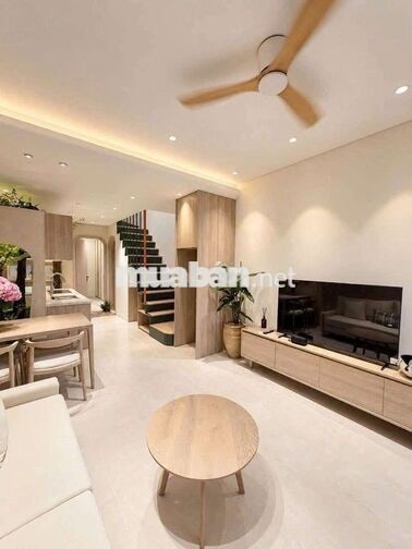 Garden House giữa lòng Saigon 2 tầng _46m2 (3,9 x13m)_8,59tỷ