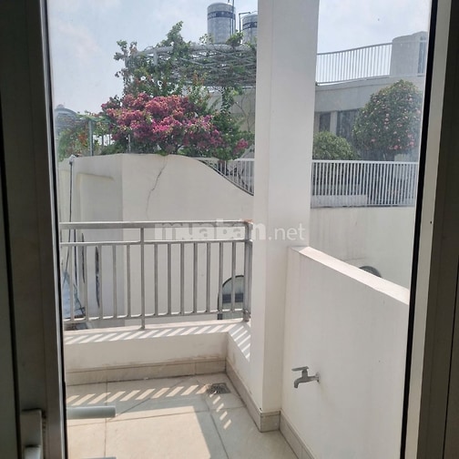 BÁN NHÀ HẼM 4M (XT) PHẠM VĂN BẠCH, P. 15, Q.TB, 6,7 TỶ, FULL NỘI THẤT