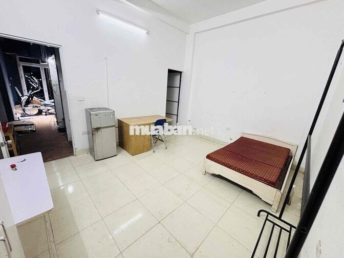 Phòng 1tr9 khu Biệt Thự 96B Nguyễn Huy Tưởng - Thanh Xuân