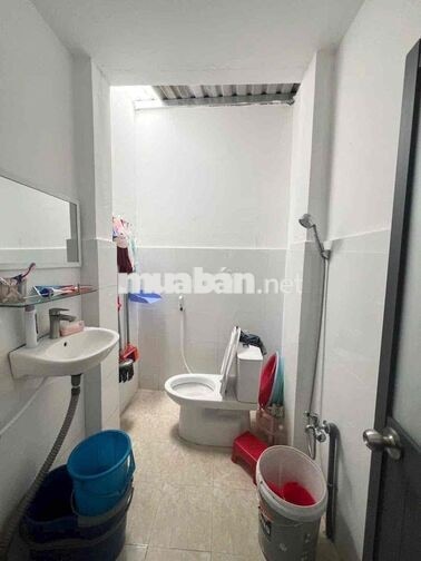 NHÀ 2 TẦNG - HOÀN CÔNG NGAY QUỐC LỘ 13