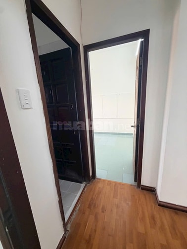 Chính chủ bán chung cư Khiêm Khải Q8 - Thang bộ - Đường Hoàng Kim Giao