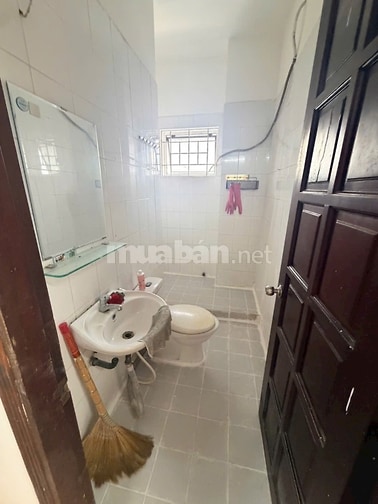 Chính chủ bán chung cư Khiêm Khải Q8 - Thang bộ - Đường Hoàng Kim Giao