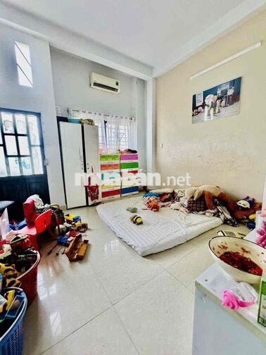 Dương Bá Trạc Mua Đất Tặng Nhà 2 Tầng ,4 phòng Ngủ Hẻm Thẳng Sổ Hồng R