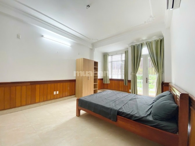 Bán CHDV 5 tầng Mặt tiền Trần Não Q2 đối diện công viên có HĐT 38tr/th