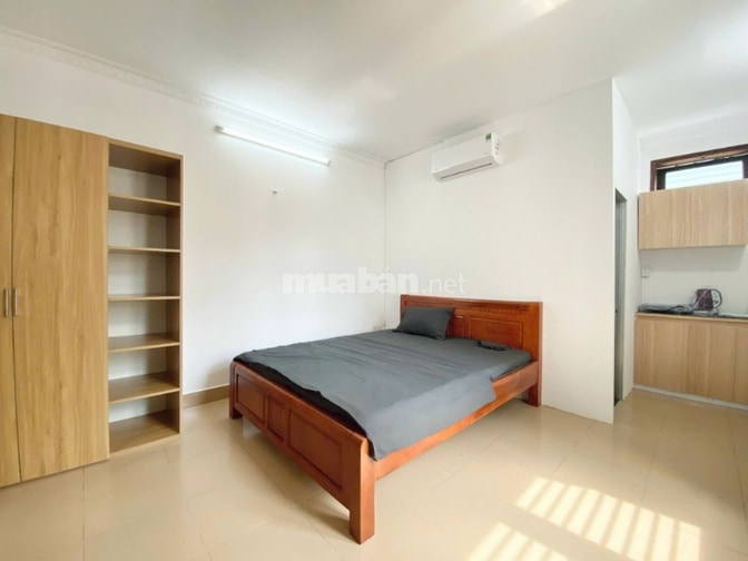 Bán CHDV 5 tầng Mặt tiền Trần Não Q2 đối diện công viên có HĐT 38tr/th