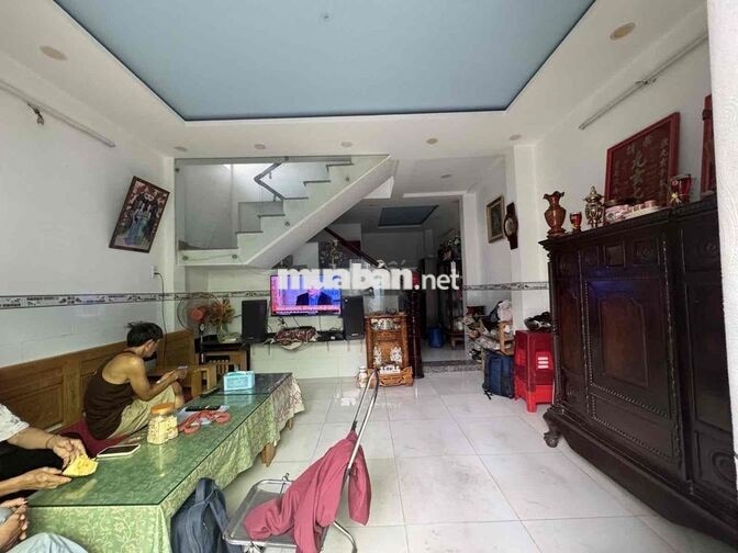 NHÀ ĐẸP 2 TẦNG – HOÀN CÔNG ĐẦY ĐỦ NGAY HIỆP BÌNH – 42m² – 2 PN, 2