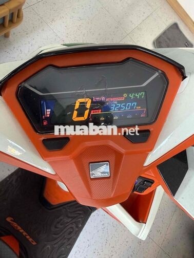 Honda Vario Trắng cam