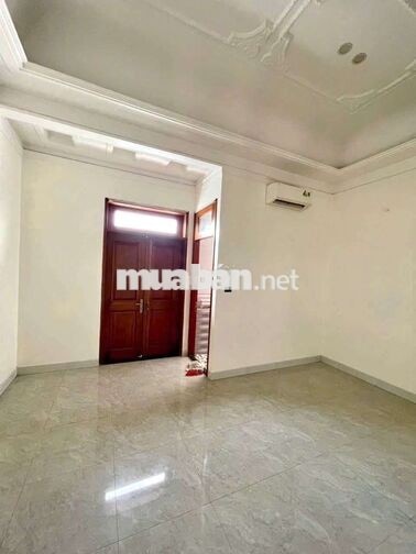 Cho thuê biệt thự và MBKD 200m2 ngã 6 An Phú