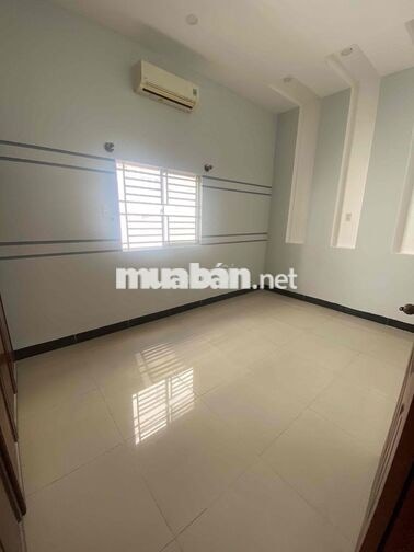 Bán nhà 1 trệt 2 lầu đường 8C2, KDC Hưng Phú 1, TP Cần Thơ