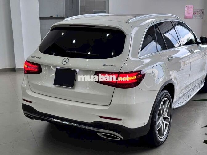 MERCEDES GLC 300 MODEL 2018 1 CHỦ BD CHUẨN HÃNG