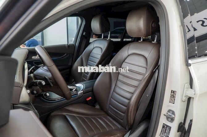 MERCEDES GLC 300 MODEL 2018 1 CHỦ BD CHUẨN HÃNG