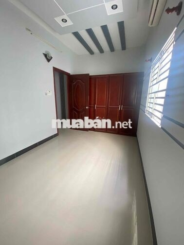 Bán nhà 1 trệt 2 lầu đường 8C2, KDC Hưng Phú 1, TP Cần Thơ