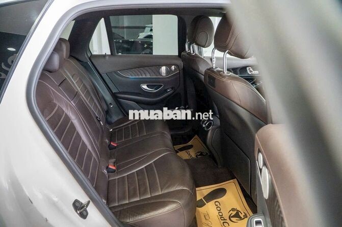 MERCEDES GLC 300 MODEL 2018 1 CHỦ BD CHUẨN HÃNG