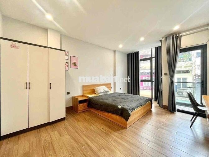 FOR RENT - STUDIO BAN CÔNG RỘNG 40M2