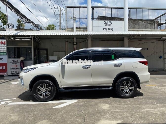 Toyota Fortuner 2.4G AT 2020 Trắng 63.161 km