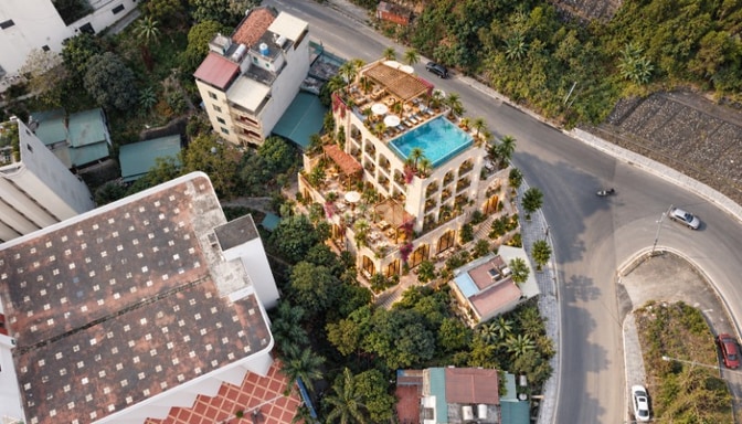 CHÍNH CHỦ BÁN 610m2  ĐẤT LÕI DU LỊCH BÃI CHÁY - SÁT VÁCH KS 5sao
