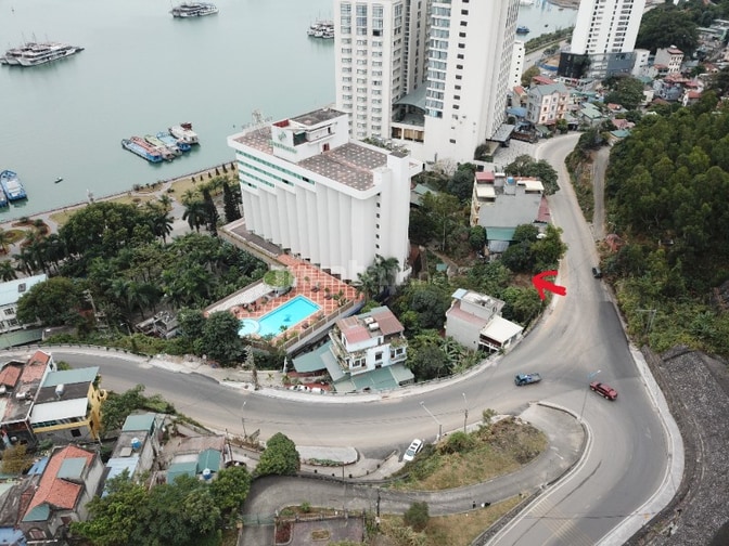 CHÍNH CHỦ BÁN 610m2  ĐẤT LÕI DU LỊCH BÃI CHÁY - SÁT VÁCH KS 5sao