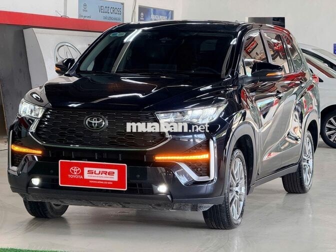 Innova Cross Hybrid 2024 Đen Hybrid 15.494 km
