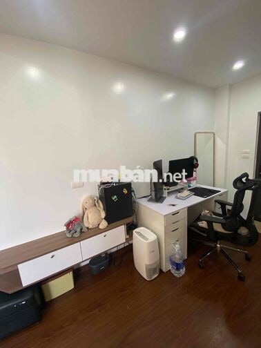 Phòng thông ra đường lớn Trương Định và Minh Khai