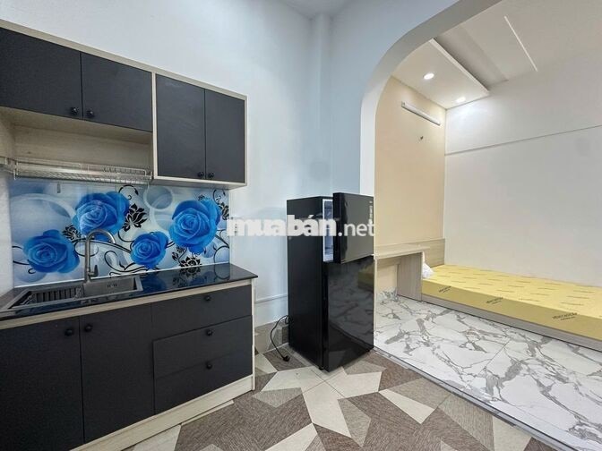 CAM KẾT HÌNH THẬT, GIÁ THẬT. CHDV phú nhuận (mới), thang máy