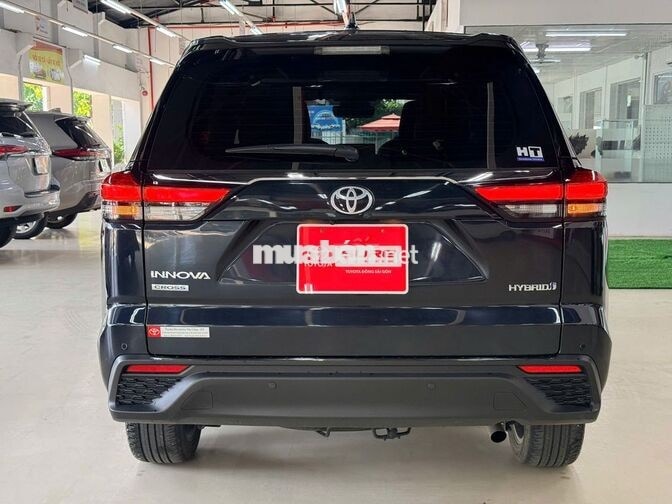 Toyota Innova Cross Hybrid 2024 Đen 15.494 km