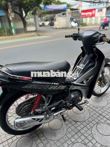 Yamaha Sirius Đen