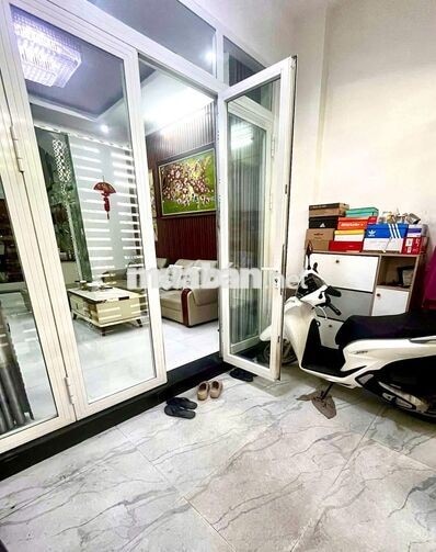 Cần bán nhà phố 1 trệt 3 lầu hẻm xe hơi gò vấp